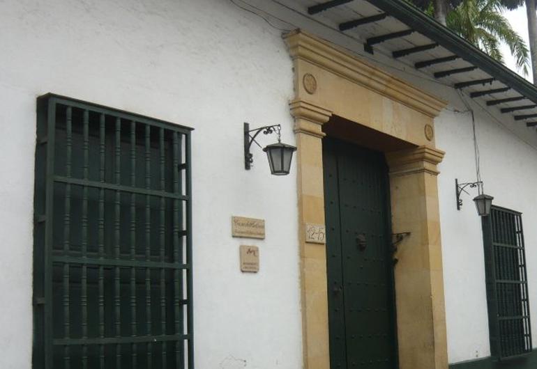 Museu histórico de santander casa de bolívar Sonesta Hotel Bucaramanga 