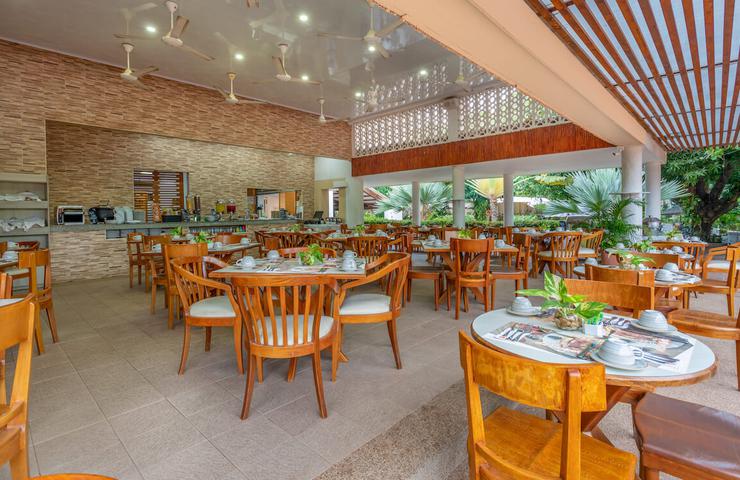 Restaurante el mirador/terrace  GHL Relax Club El Puente Girardot