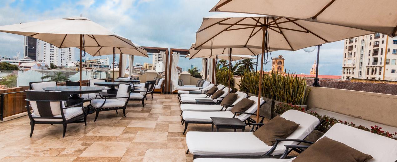 Esplanada miradouro Bastión Luxury Hotel Cartagena das Indias