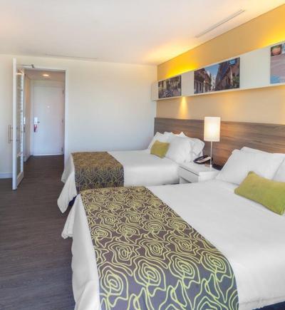 Quarto estândar duas camas duplas vista mar GHL Hotel Relax Corais de Indias Cartagena das Indias